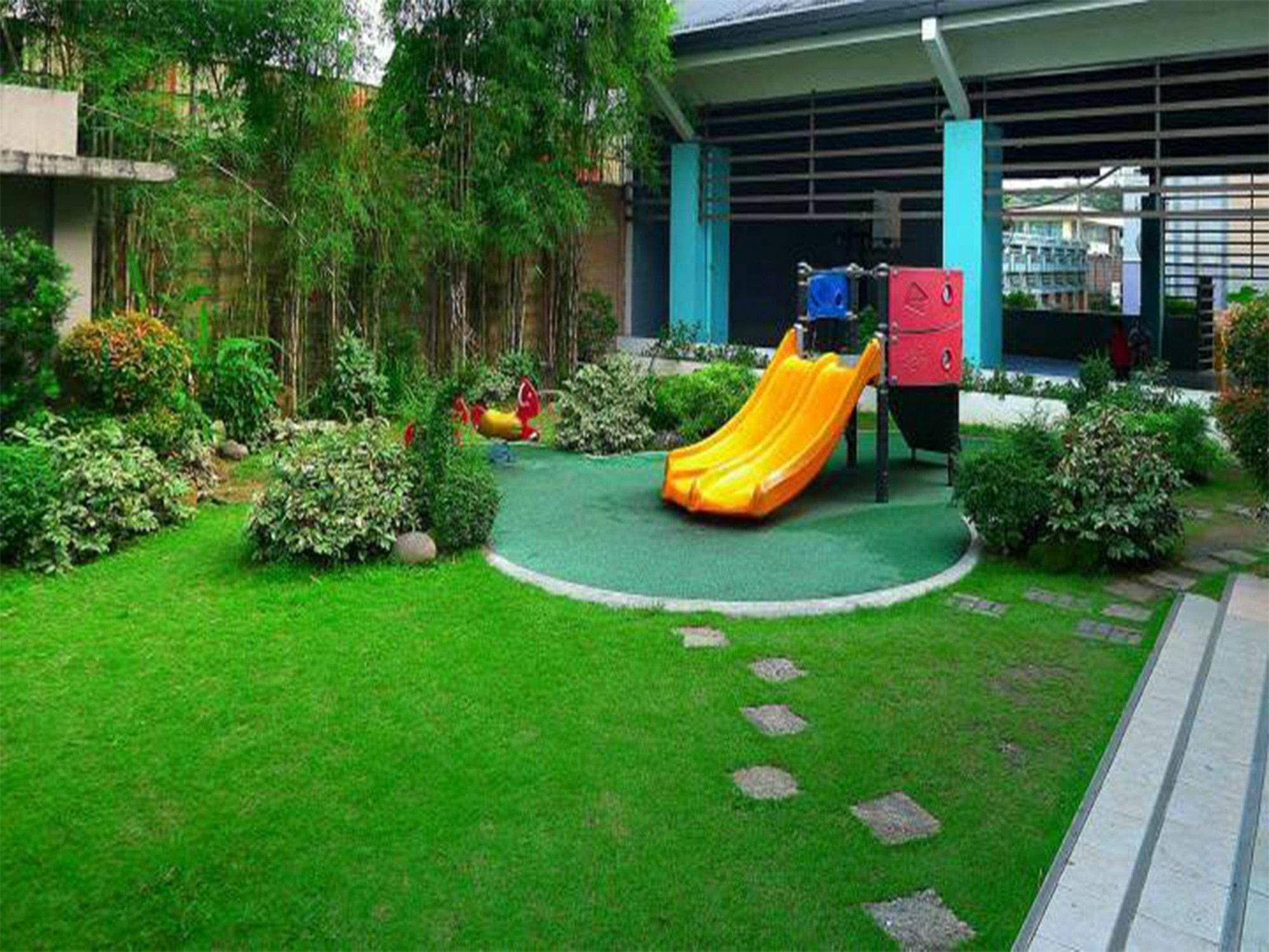 Sofia Bellevue Condominium Quezon City Eksteriør billede